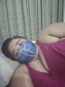 momo loves online show from 08-06-26, 01:46