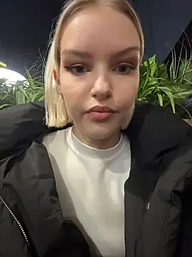 Snapshot of AshleyMur chatting on 02-11-26, 04:17 AshleyMur online show from 02-11-26, 04:17