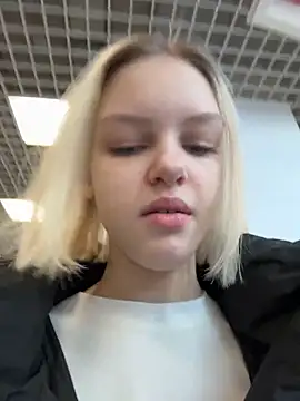 Snapshot of AshleyMur chatting on 02-27-26, 05:29 AshleyMur online show from 02-27-26, 05:29