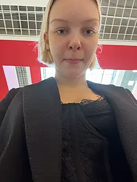 Snapshot of AshleyMur chatting on 03-27-26, 06:08 AshleyMur online show from 03-27-26, 06:08