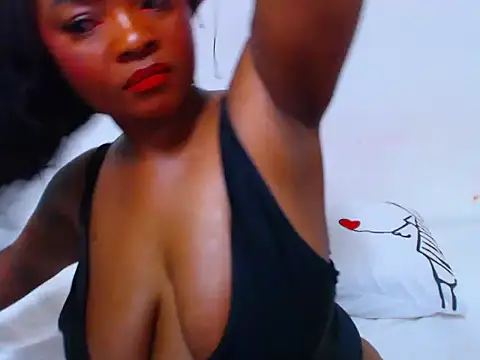 Snapshot of HONEYxPOT chatting on 06-04-26, 04:18 HONEYxPOT online show from 06-04-26, 04:18