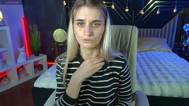 DiamondNina online show from 03-23-26, 08:57