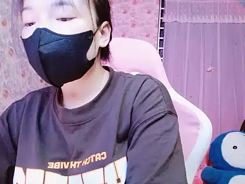 -Tamy- online show from 04-25-26, 02:14