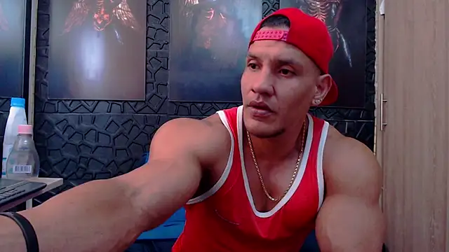 Snapshot of viktor_herrera chatting on 03-06-26, 04:25 viktor herrera online show from 03-06-26, 04:25