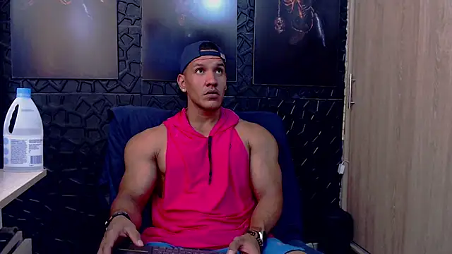 Snapshot of viktor_herrera chatting on 03-16-26, 03:05 viktor herrera online show from 03-16-26, 03:05