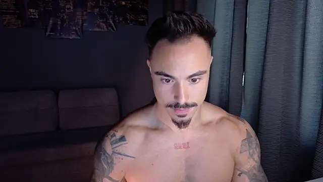 Snapshot of Master_Lukas chatting on 04-26-26, 12:14 Master Lukas online show from 04-26-26, 12:14