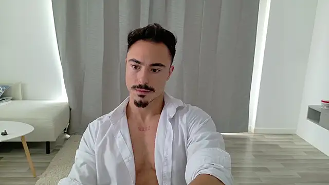 Snapshot of Master_Lukas chatting on 05-13-26, 11:51 Master Lukas online show from 05-13-26, 11:51
