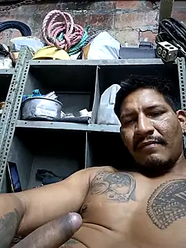 Snapshot of cielo420 chatting on 04-08-26, 04:01 cielo420 online show from 04-08-26, 04:01