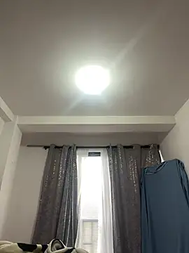 Violett hott  online show from 04-30-26, 11:38