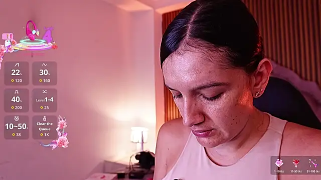 Violett hott  online show from 06-13-26, 12:36