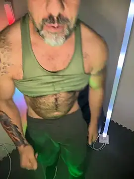 wolfbucker online show from 02-27-26, 06:46