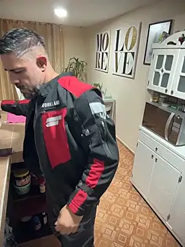 wolfbucker online show from 04-21-26, 05:03