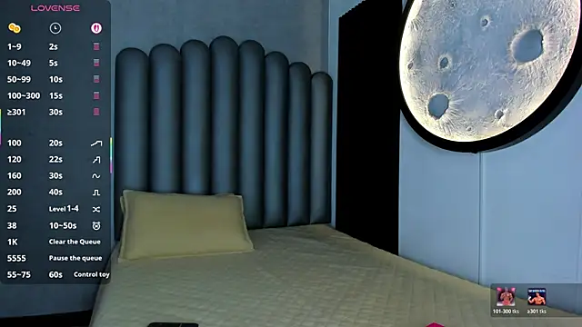 Luna  02 online show from 06-17-26, 12:07