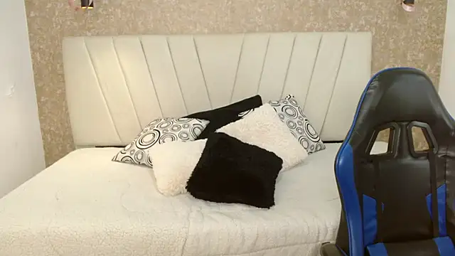 POCAHONTAS--- online show from 02-08-26, 05:38