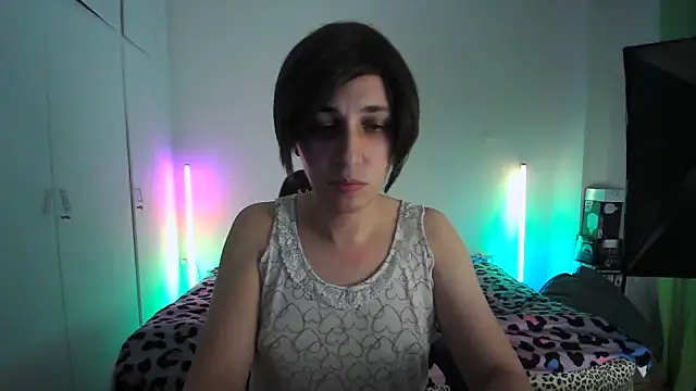 HoneyValentine online show from 06-06-26, 07:40