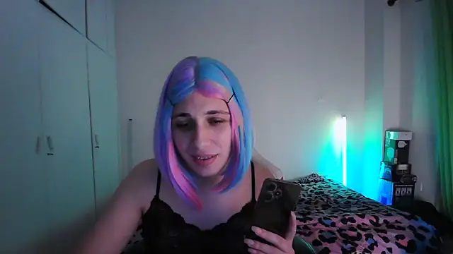HoneyValentine online show from 06-12-26, 07:35