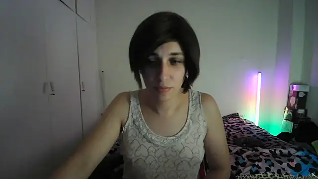 HoneyValentine online show from 06-14-26, 07:38