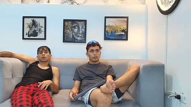 AVENGER BOYS2026 online show from 01-11-26, 01:21