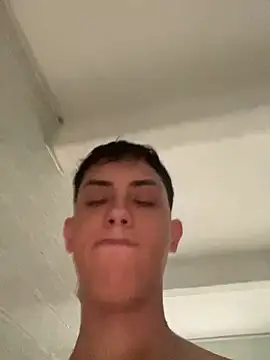 Iamcami  online show from 03-18-26, 07:06