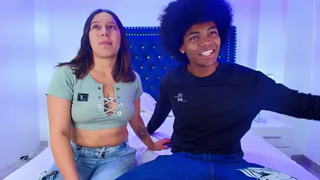 Cristal and luke online show from 05-06-26, 03:35