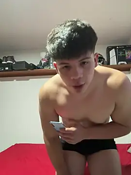 Snapshot of padrinito_69 chatting on 04-08-26, 06:24 padrinito 69 online show from 04-08-26, 06:24