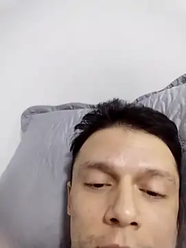 RAFAELQUINTEROSCAVALHEI online show from 04-14-26, 02:56