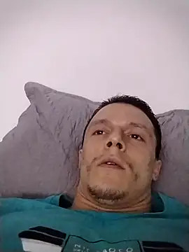 RAFAELQUINTEROSCAVALHEI online show from 04-18-26, 09:26