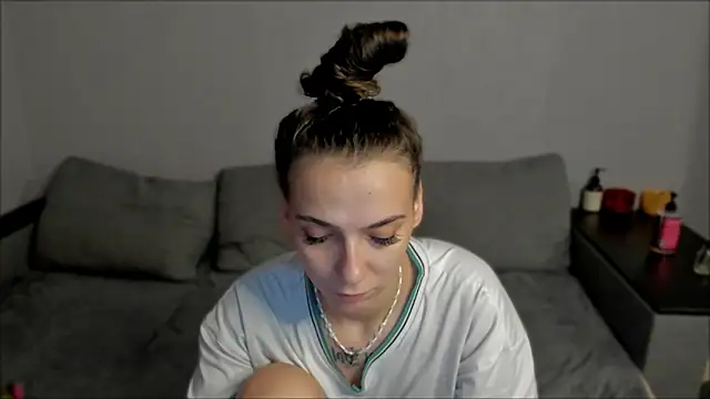 AnnaMized online show from 02-26-26, 01:37