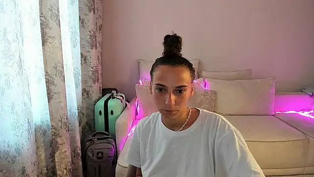 AnnaMized online show from 03-30-26, 02:01