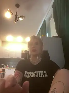 DriveThruDolls online show from 01-17-26, 11:15