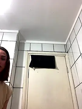 ofjuliaa online show from 01-16-26, 04:16