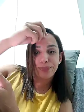 ofjuliaa online show from 05-07-26, 03:34