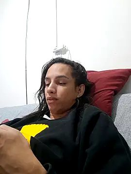 ofjuliaa online show from 05-09-26, 06:57