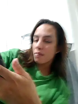 ofjuliaa online show from 05-16-26, 08:33