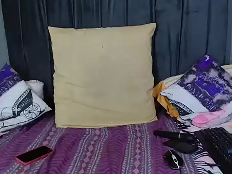 Snapshot of Sexy_Doll_xXx chatting on 02-19-26, 06:15 Sexy Doll xXx online show from 02-19-26, 06:15