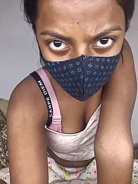 Snapshot of Royal-girl78 chatting on 02-14-26, 05:21 Royal-girl78 online show from 02-14-26, 05:21