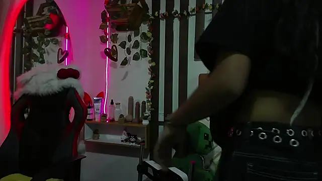 MeowMota  online show from 06-21-26, 04:53