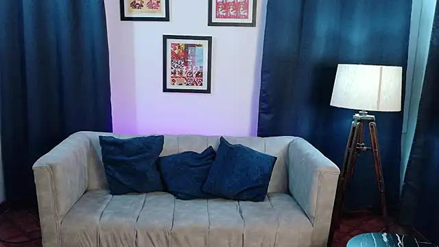 SofiaMante  online show from 05-10-26, 10:53