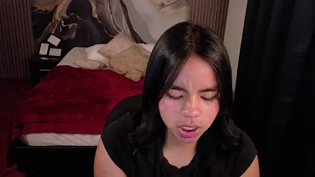 SofiaMante  online show from 05-13-26, 11:11