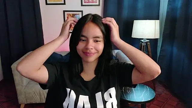 SofiaMante  online show from 05-15-26, 12:39