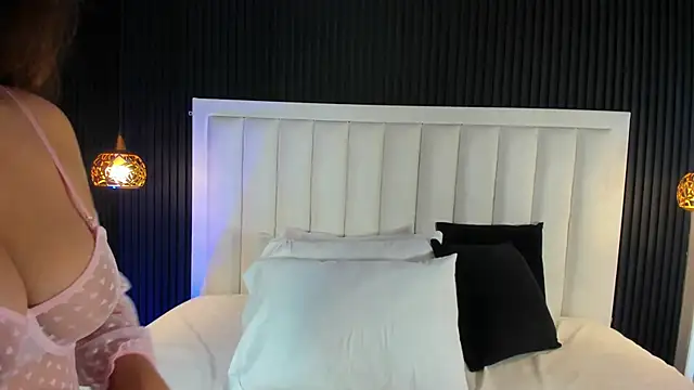 Snapshot of PandoraMiller chatting on 03-24-26, 05:07 PandoraMiller online show from 03-24-26, 05:07