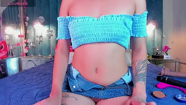 mia ellieth online show from 05-25-26, 04:24