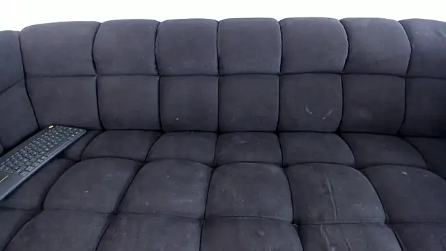 Snapshot of emilyhill_s chatting on 03-29-26, 05:24 emilyhill s online show from 03-29-26, 05:24