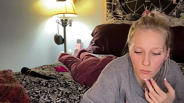 Snapshot of mysunidreamss chatting on 04-03-26, 01:58 mysunidreamss online show from 04-03-26, 01:58