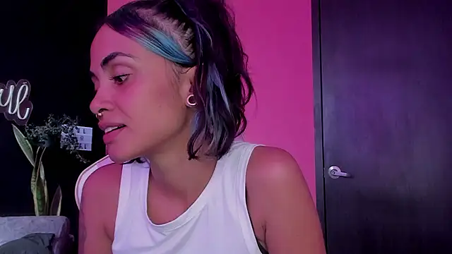 azula lillet online show from 02-08-26, 05:49