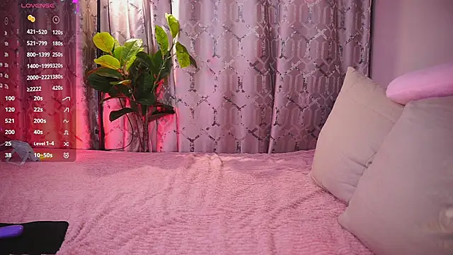 Snapshot of Ruby_blossom_ chatting on 02-22-26, 10:30 Ruby blossom online show from 02-22-26, 10:30