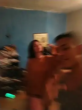 Snapshot of Chiquitoperopeligroso4 chatting on 01-15-26, 07:02 Chiquitoperopeligroso4 online show from 01-15-26, 07:02