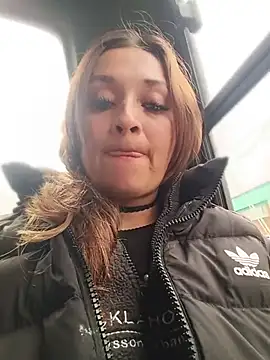 Alejandra N online show from 06-17-26, 03:02
