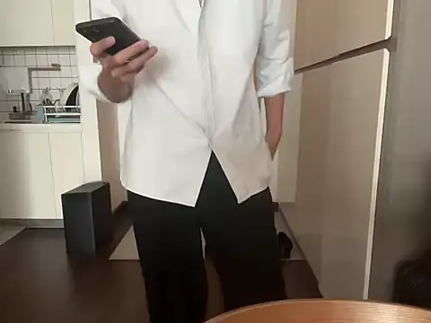 Snapshot of Dickieplay001 chatting on 03-21-26, 06:51 Dickieplay001 online show from 03-21-26, 06:51