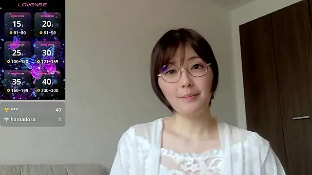 Snapshot of isshiki00 chatting on 05-23-26, 02:06 isshiki00 online show from 05-23-26, 02:06